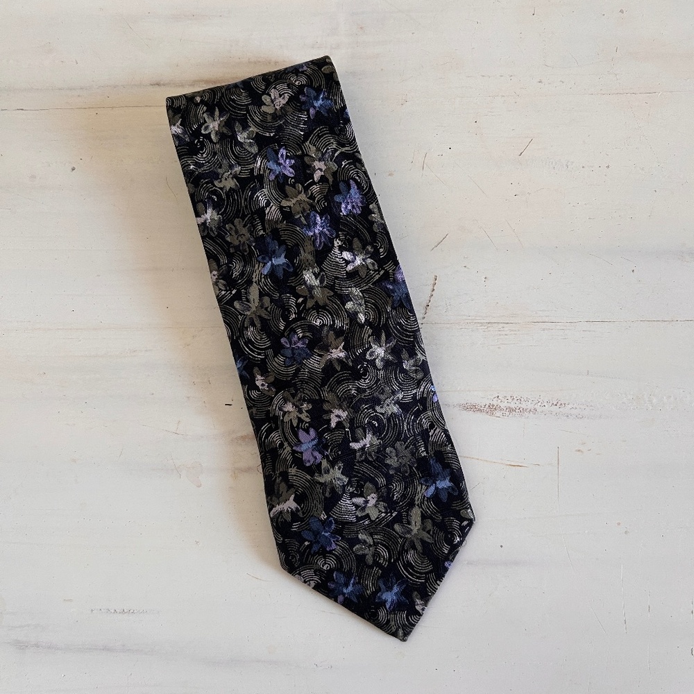 Ermenegildo Zegna blackmulti-colored floral Necktie Italy 100% Silk ~ 3.5 X 59